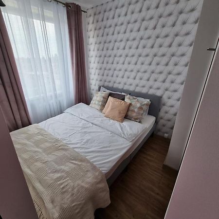 奥乐科欧Kawalerka Blisko Jeziora公寓 外观 照片